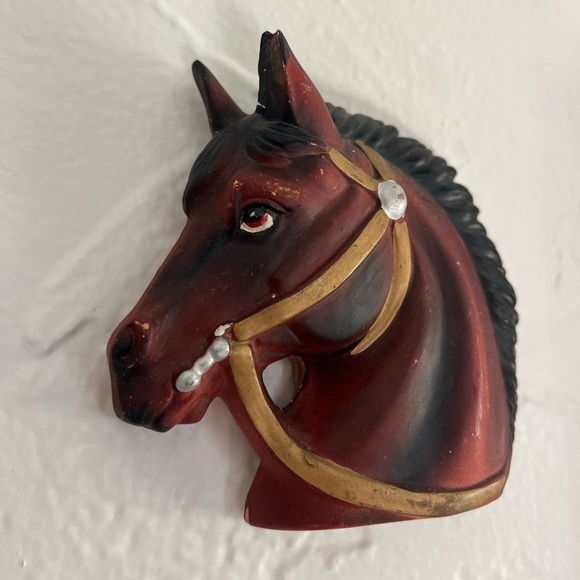 Vintage Mid-Century Horse Head Wall Plaque Ceramic Chalkware Equestrian Decor 5” - Picture 2 of 9